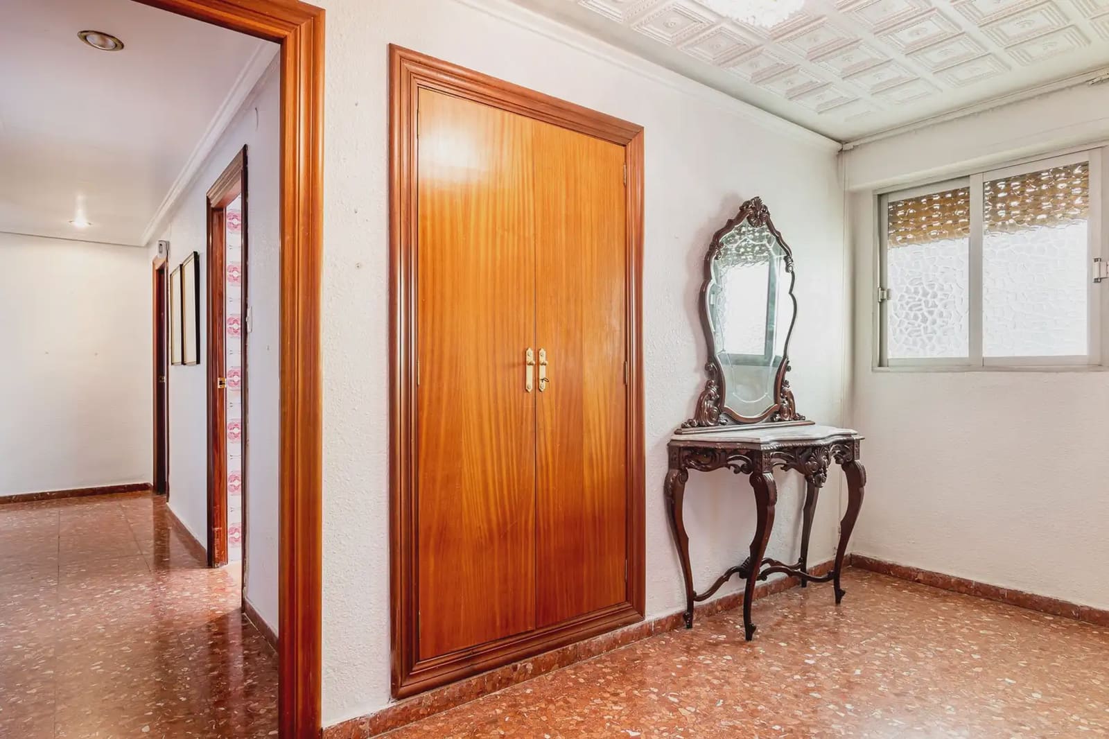 2 soveværelse Lejlighed til salg i Valencia by - € 310.000 (Ref: 10148143)