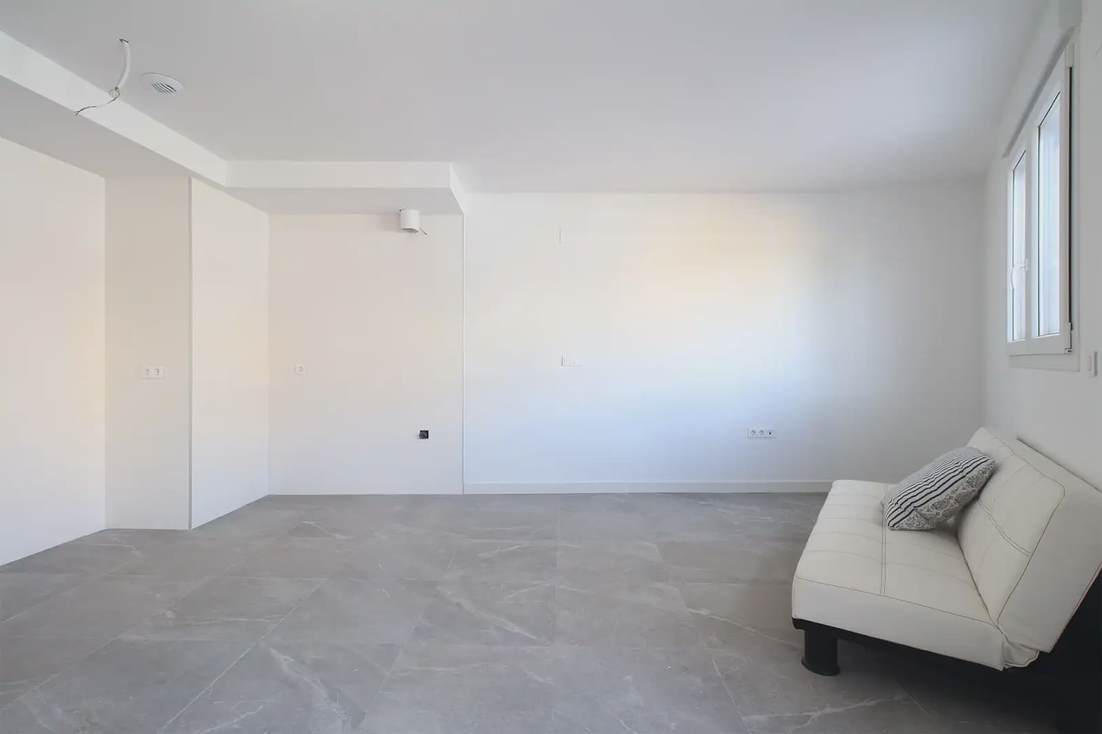 3 soveværelse Penthouse til salg i Albacete by med swimmingpool - € 389.000 (Ref: 10148144)