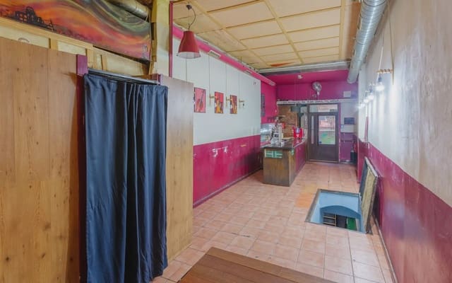 Commercieel te koop in Embajadores, Madrid stad - € 270.000 (Ref: 10155907)