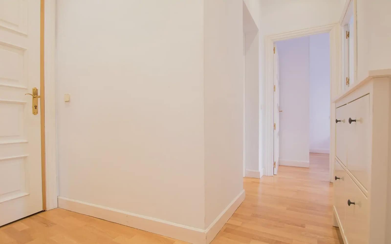 2 Zimmer Wohnung zu vermieten in Madrid Stadt - 1.700 € (Ref: 10156826)