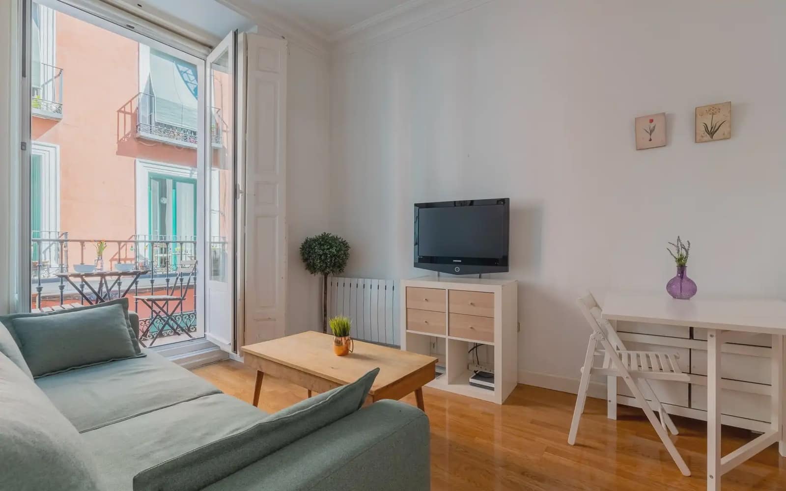 2 Zimmer Wohnung zu vermieten in Madrid Stadt - 1.700 € (Ref: 10156826)