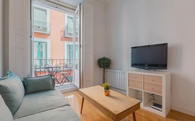 2 Zimmer Wohnung zu vermieten in Palacio, Madrid Stadt - 1.700 € (Ref: 10156826)