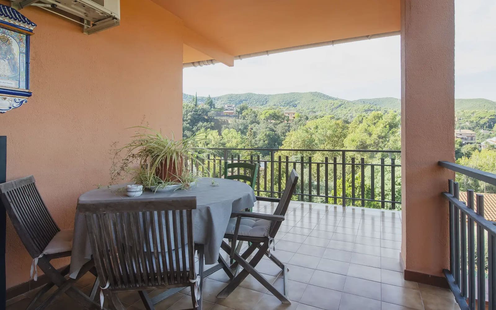 7 bedroom Villa for sale in Sant Fost de Campsentelles with garage - € 890,000 (Ref: 10160307)