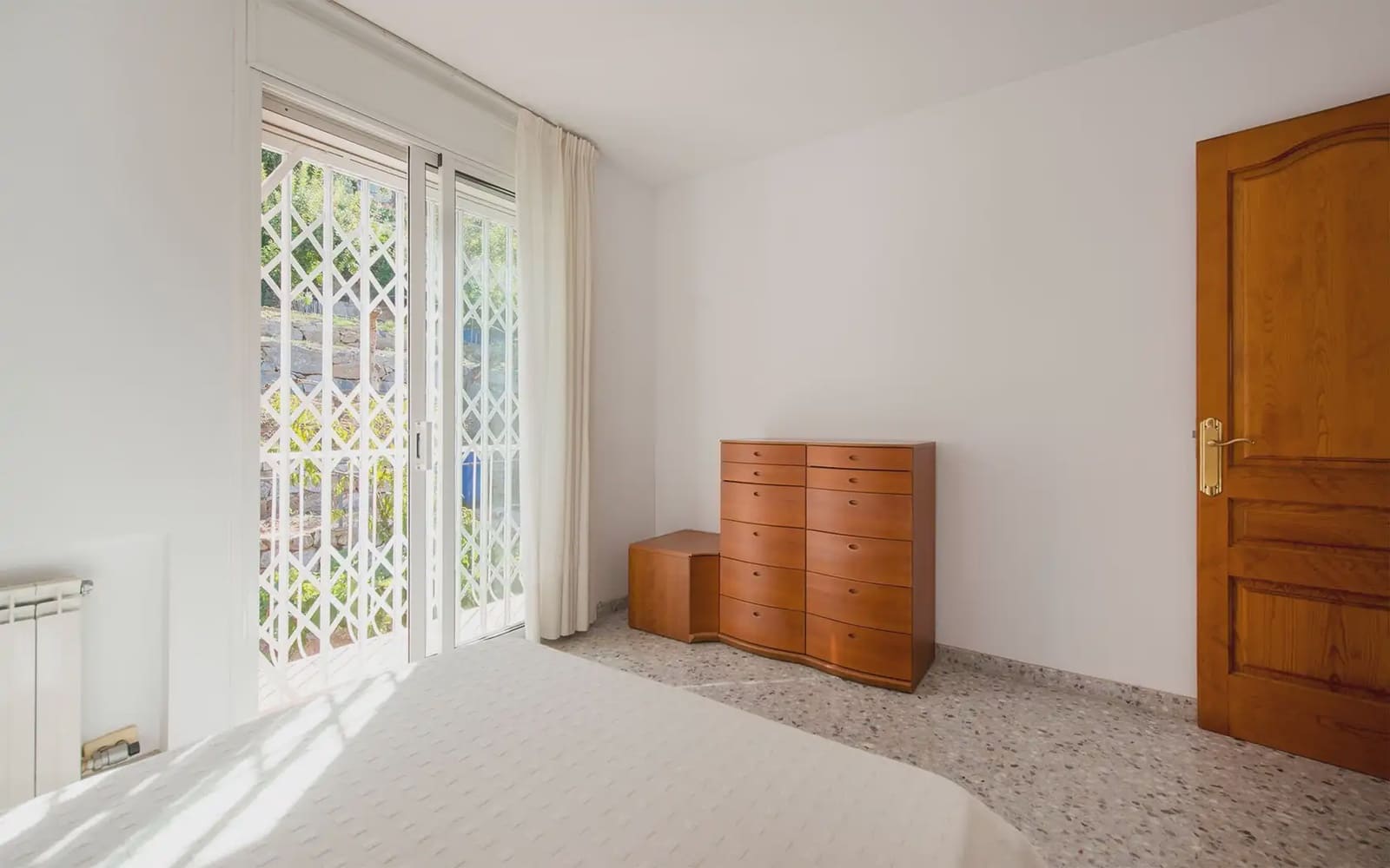 4 bedroom Villa for sale in Sant Fost de Campsentelles with garage - € 455,000 (Ref: 10160544)