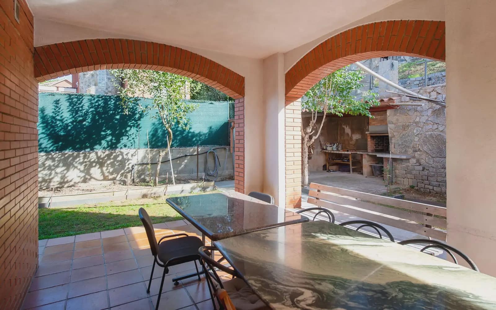 4 bedroom Villa for sale in Sant Fost de Campsentelles with garage - € 455,000 (Ref: 10160544)