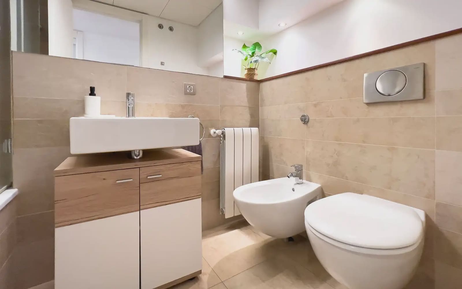 2 bedroom Flat for sale in Barcelona city - € 550,000 (Ref: 10165840)