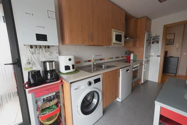 3 bedroom Flat for sale in Arroyo de la Encomienda with pool garage - € 249,500 (Ref: 10167938)