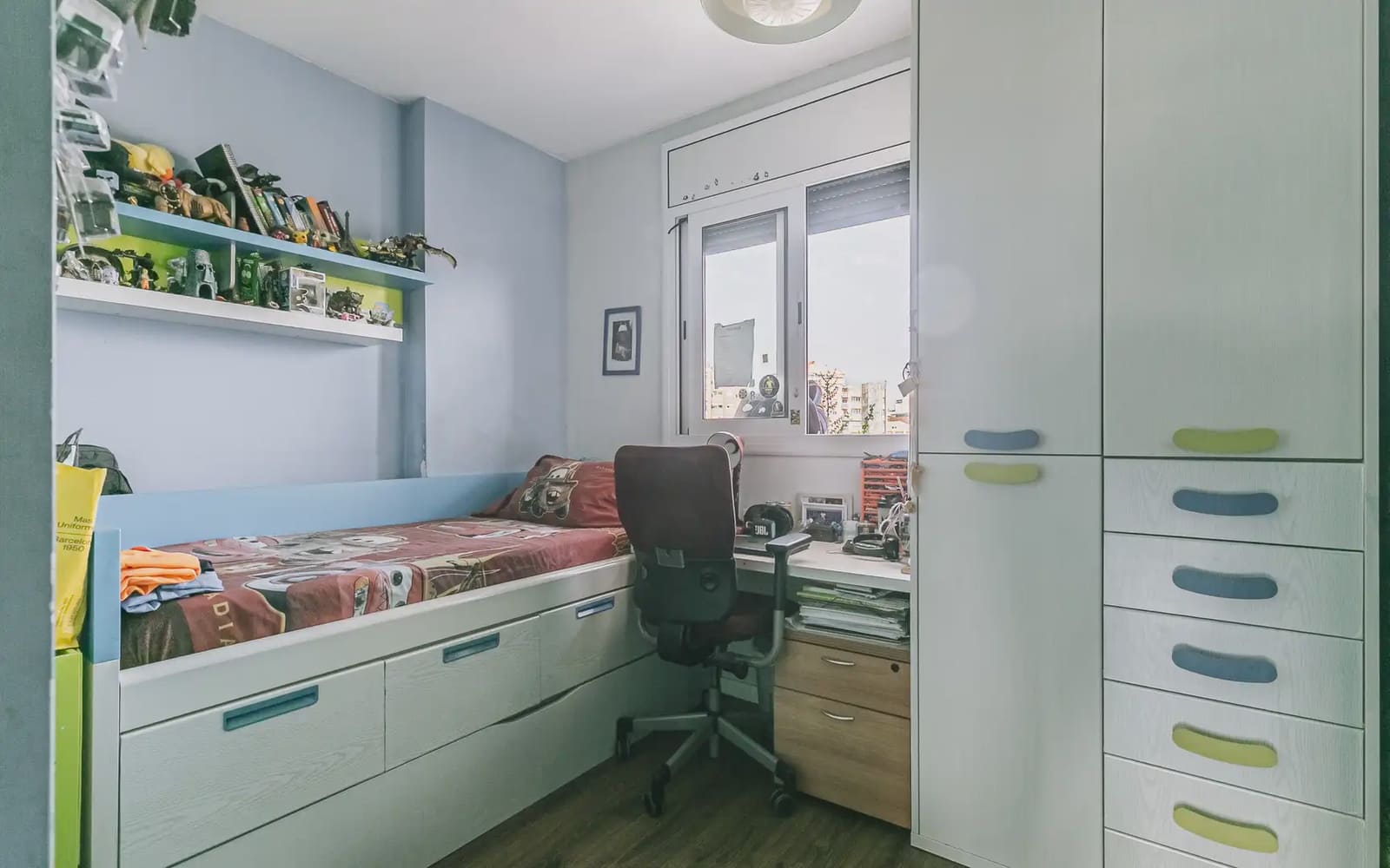 4 Zimmer Penthouse zu verkaufen in L'Hospitalet de Llobregat mit Pool - 571.000 € (Ref: 10170278)