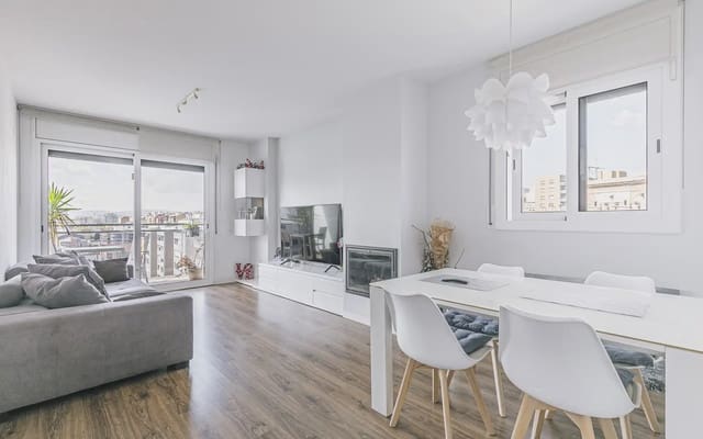 4 Zimmer Penthouse zu verkaufen in L'Hospitalet de Llobregat mit Pool - 571.000 € (Ref: 10170278)