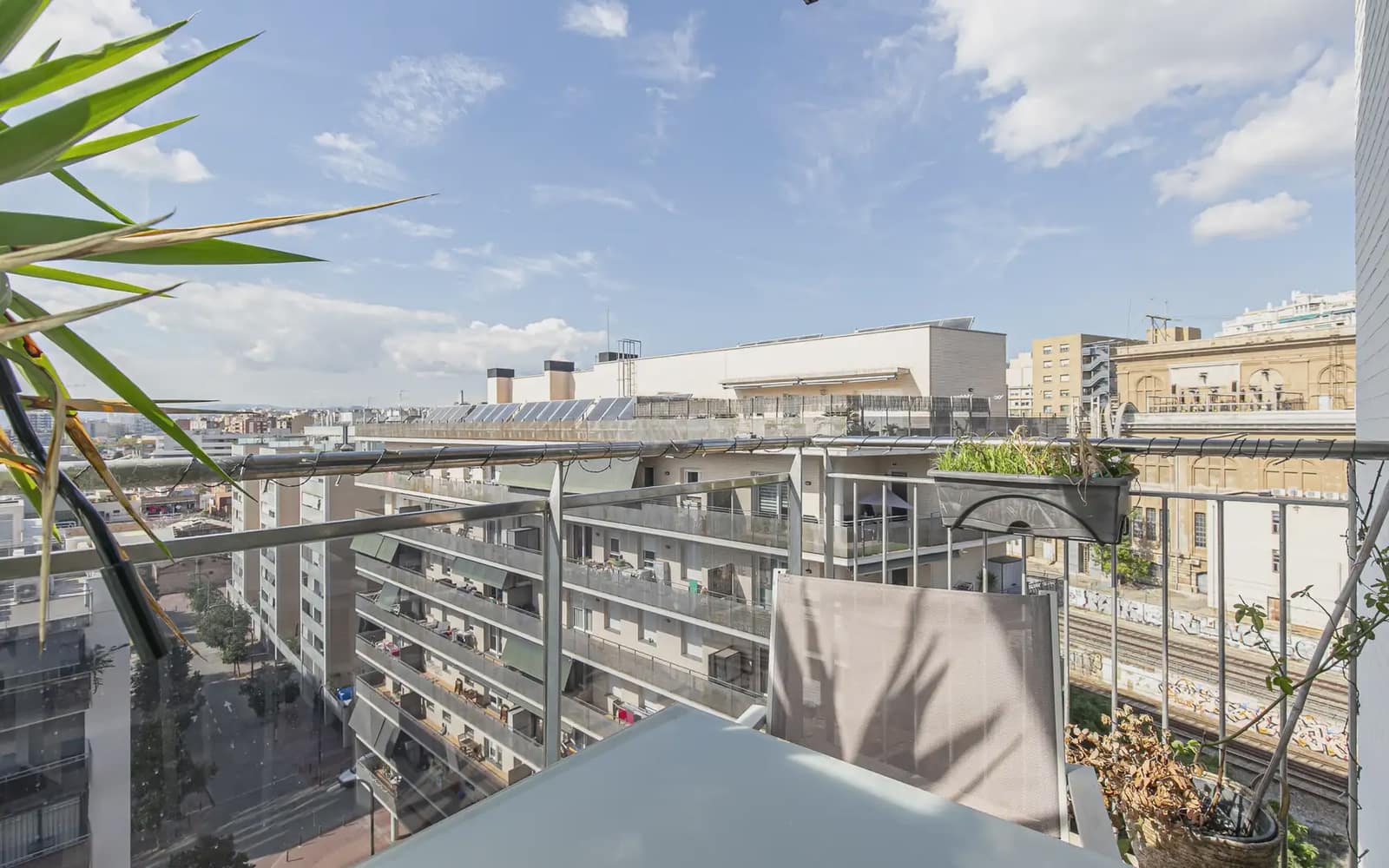 4 Zimmer Penthouse zu verkaufen in L'Hospitalet de Llobregat mit Pool - 571.000 € (Ref: 10170278)