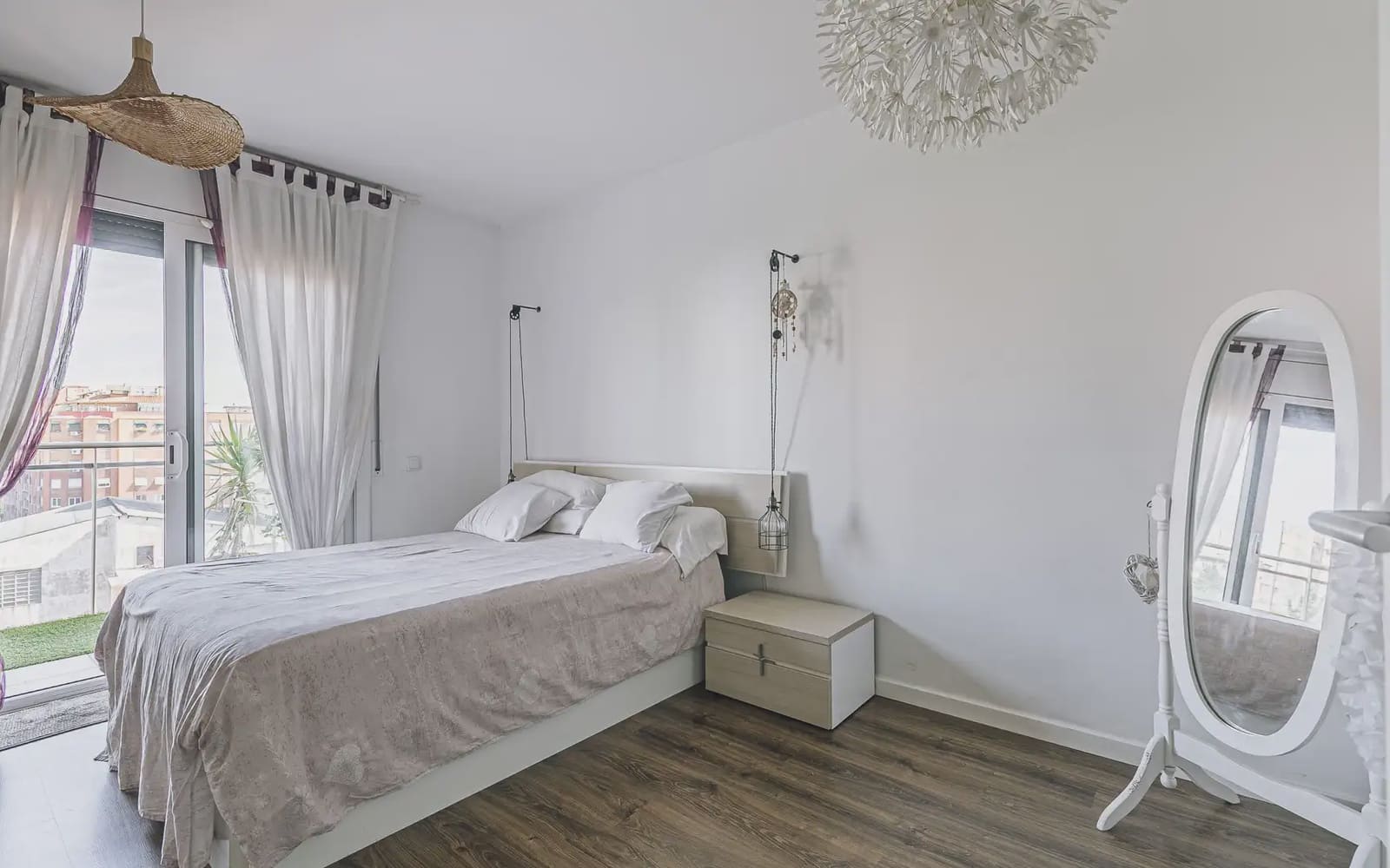 4 Zimmer Penthouse zu verkaufen in L'Hospitalet de Llobregat mit Pool - 571.000 € (Ref: 10170278)
