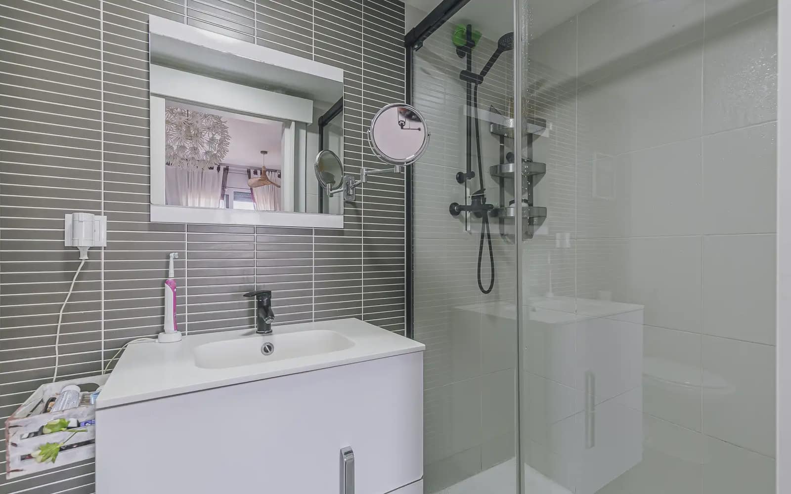 4 Zimmer Penthouse zu verkaufen in L'Hospitalet de Llobregat mit Pool - 571.000 € (Ref: 10170278)