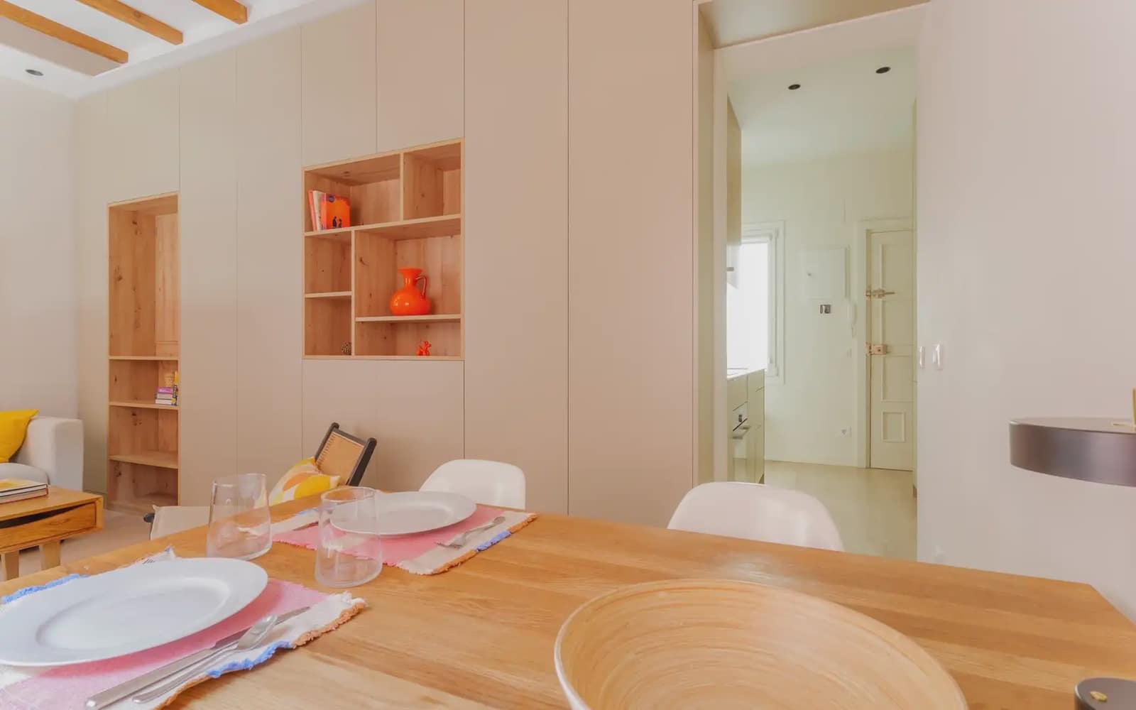 1 slaapkamer Flat te huur in Madrid stad - € 1.700 (Ref: 10171809)