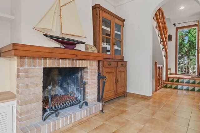 4 soverom Rekkehus til salgs i Calella de Palafrugell, Palafrugell med garasje - € 625 000 (Ref: 10171810)
