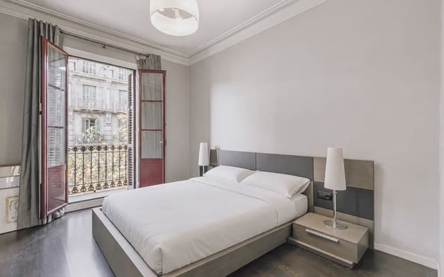 Piso de 3 habitaciones en L'Antiga Esquerra de L'Eixample, Barcelona ciudad en venta - 579.000 € (Ref: 10172968)