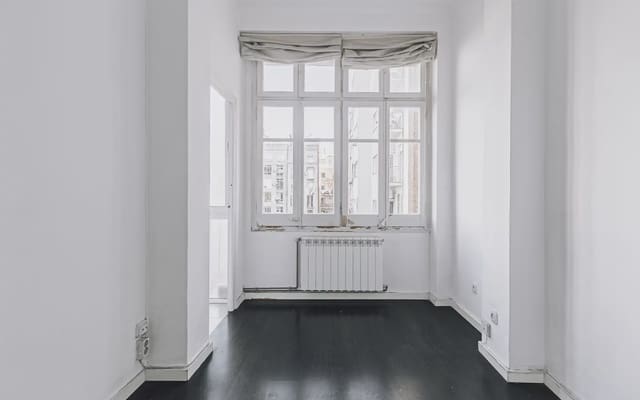Piso de 3 habitaciones en L'Antiga Esquerra de L'Eixample, Barcelona ciudad en venta - 579.000 € (Ref: 10172968)