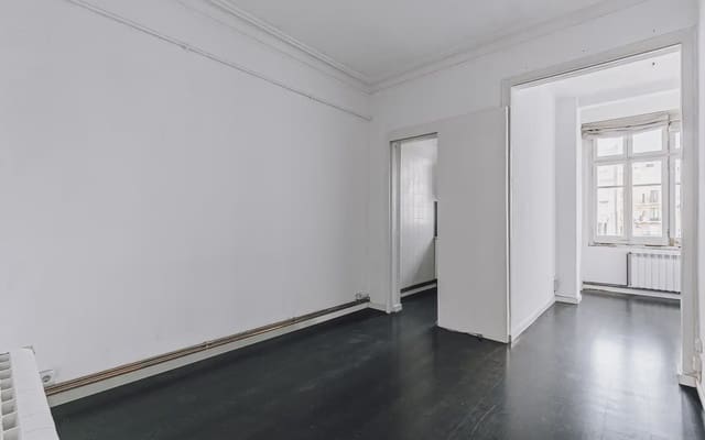 Piso de 3 habitaciones en L'Antiga Esquerra de L'Eixample, Barcelona ciudad en venta - 579.000 € (Ref: 10172968)