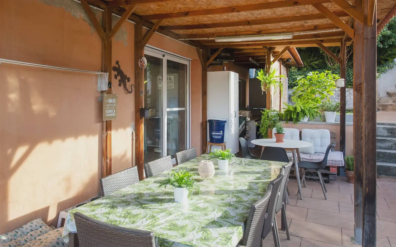Chalet de 7 habitaciones en Sant Fost de Campsentelles en venta con garaje - 890.000 € (Ref: 10172970)