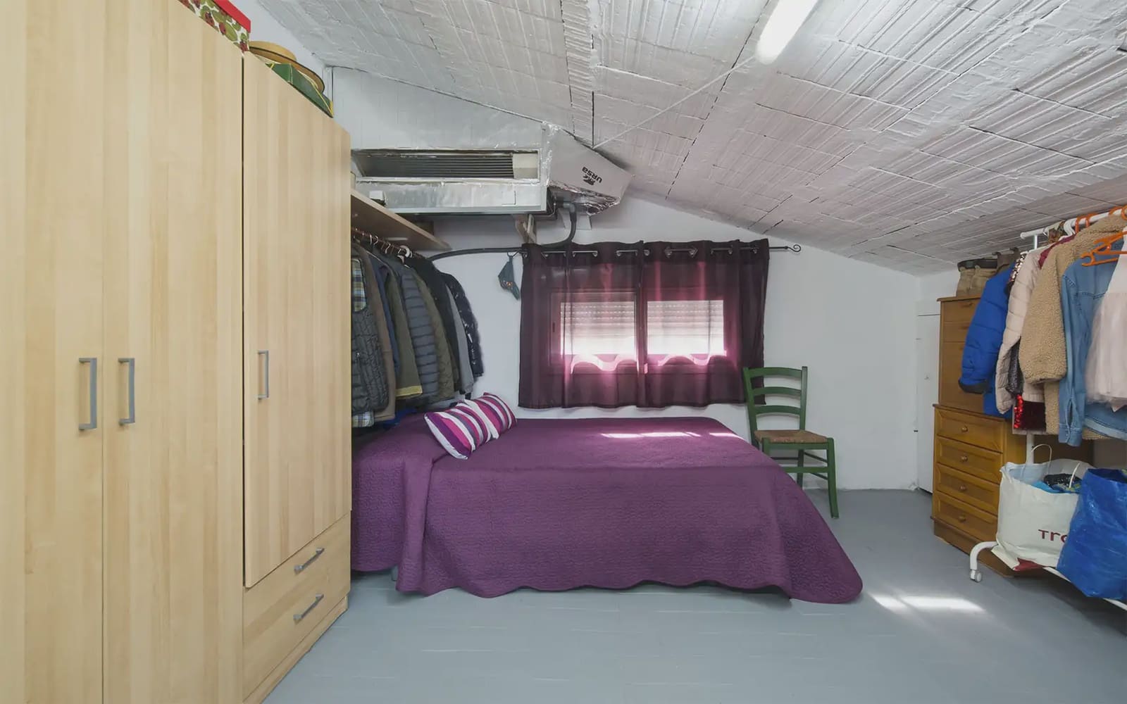 7 soveværelse Villa til salg i Sant Fost de Campsentelles med garage - € 395.000 (Ref: 10177517)