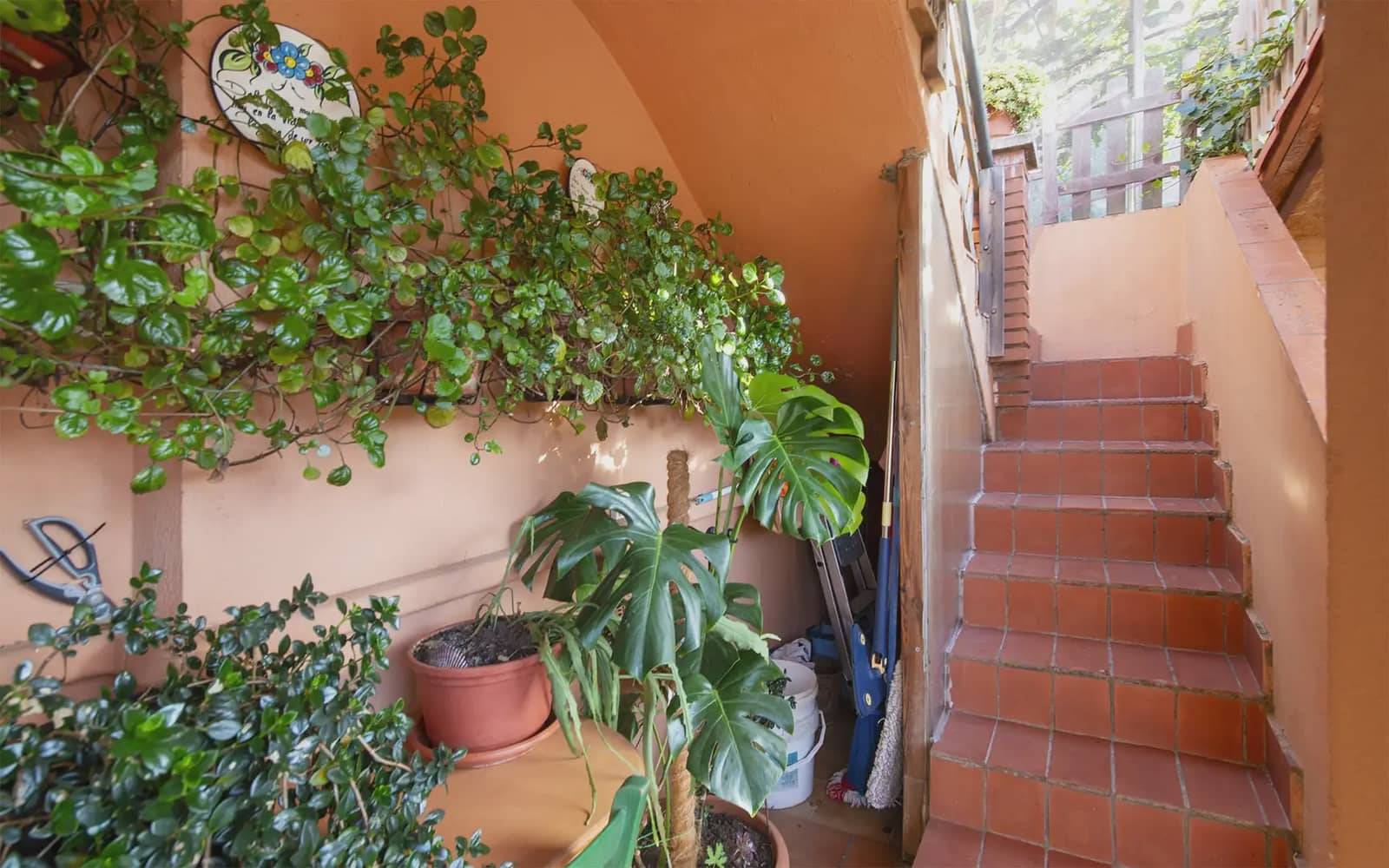 7 soveværelse Villa til salg i Sant Fost de Campsentelles med garage - € 395.000 (Ref: 10177517)