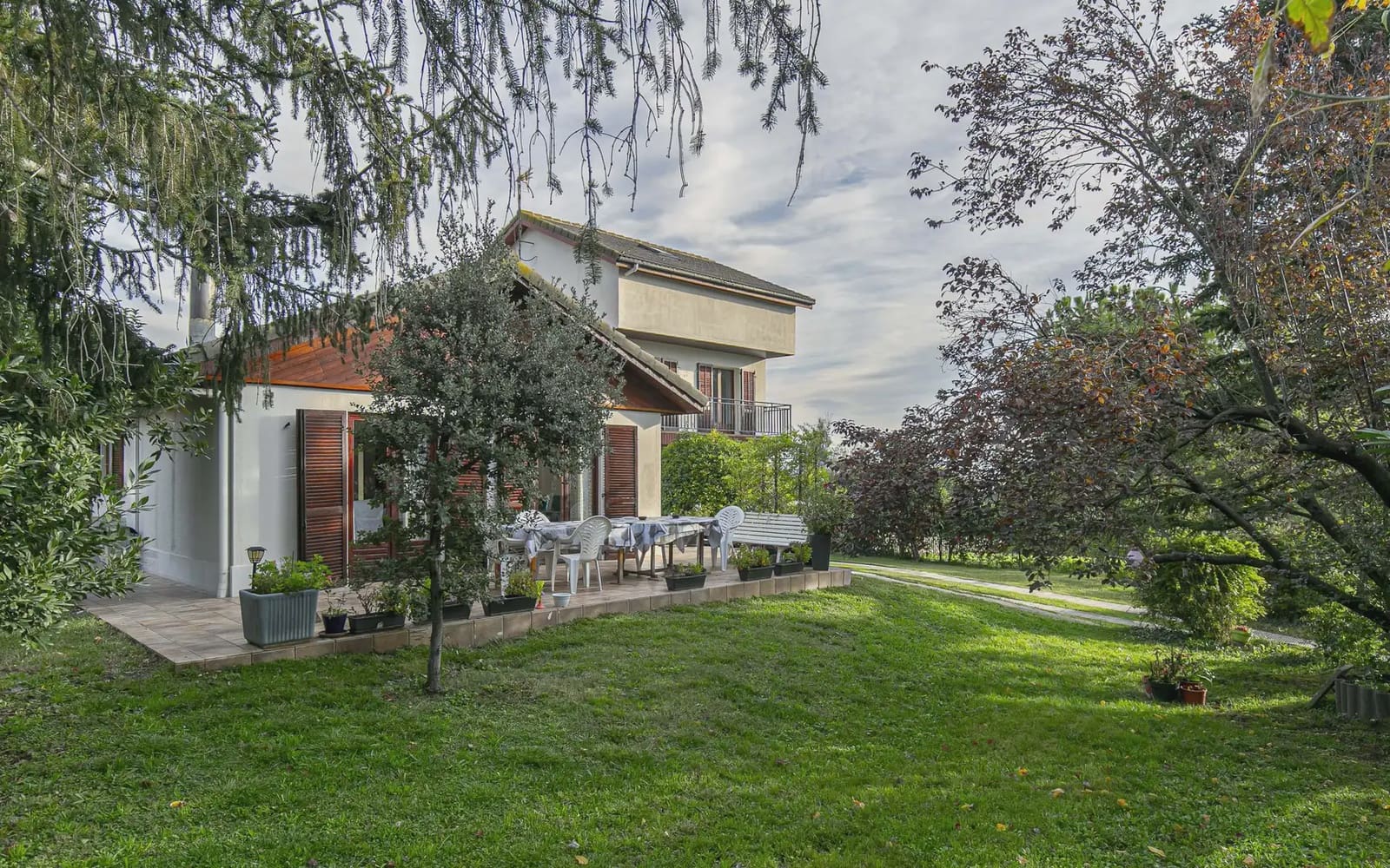 5 bedroom Villa for sale in Sant Fruitos de Bages with garage - € 459,000 (Ref: 10179416)