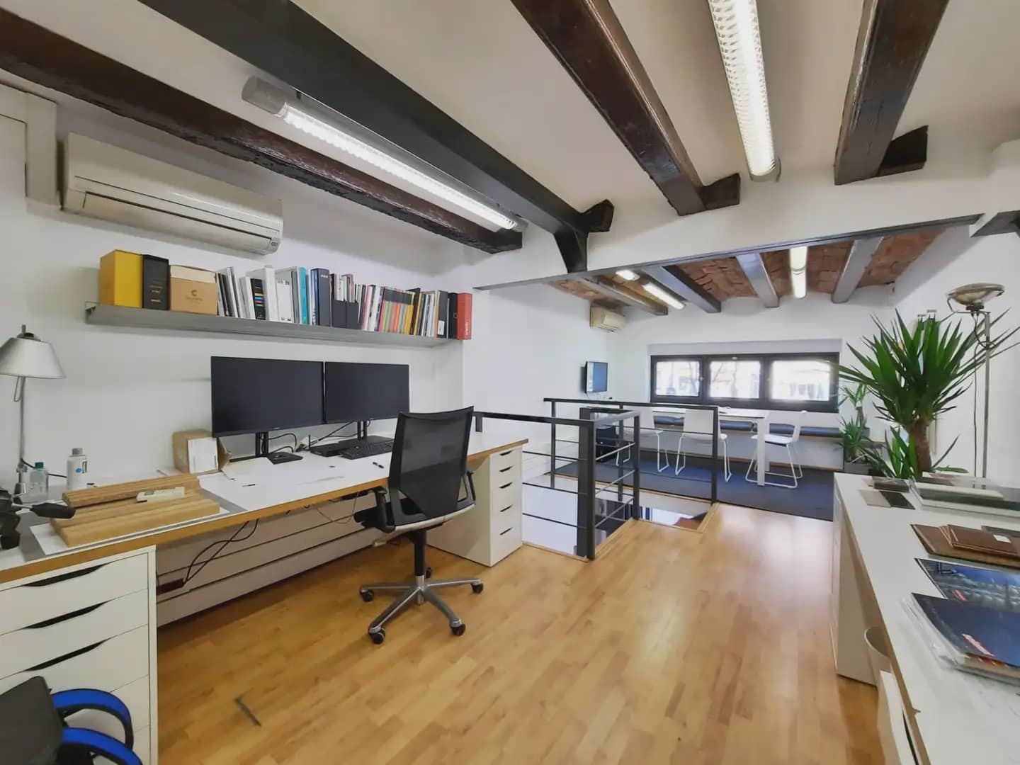 Office for rent in Barcelona city - € 1,275 (Ref: 10181683)