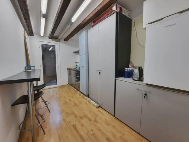 Commerciale da affittare in La Dreta de L'Eixample, Barcelona città - 1.275 € (Rif: 10181684)