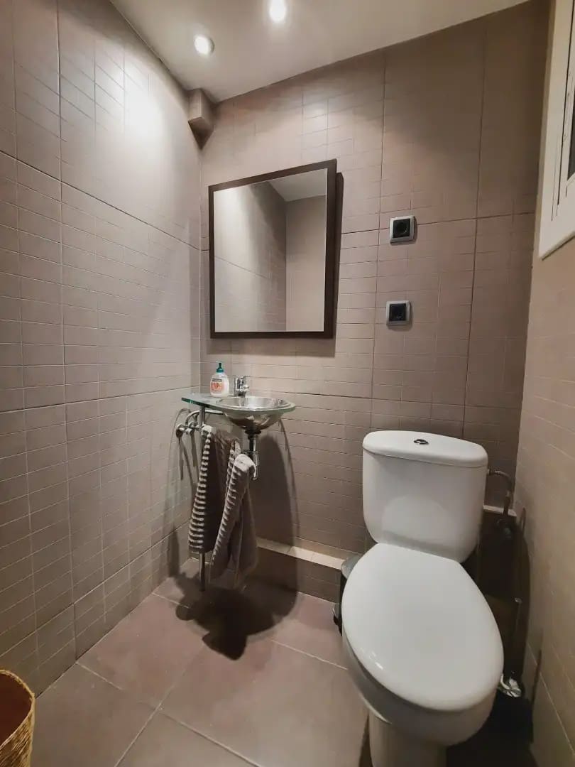 Kommersiell att hyra i Barcelona stad - 1 275 € (Ref: 10181684)