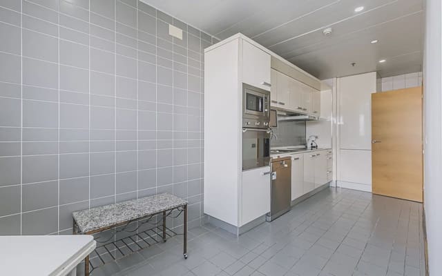 2 sypialnia Mieszkanie na sprzedaż w L'Hospitalet de Llobregat z garażem - 588 000 € (Ref: 10181685)