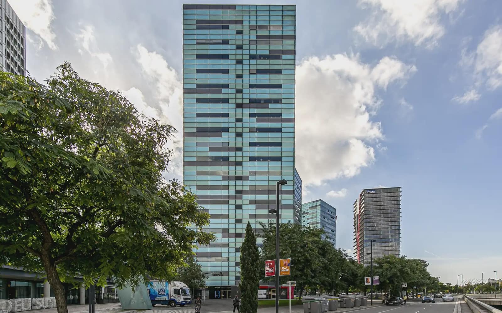 2 sypialnia Mieszkanie na sprzedaż w L'Hospitalet de Llobregat z garażem - 588 000 € (Ref: 10181685)
