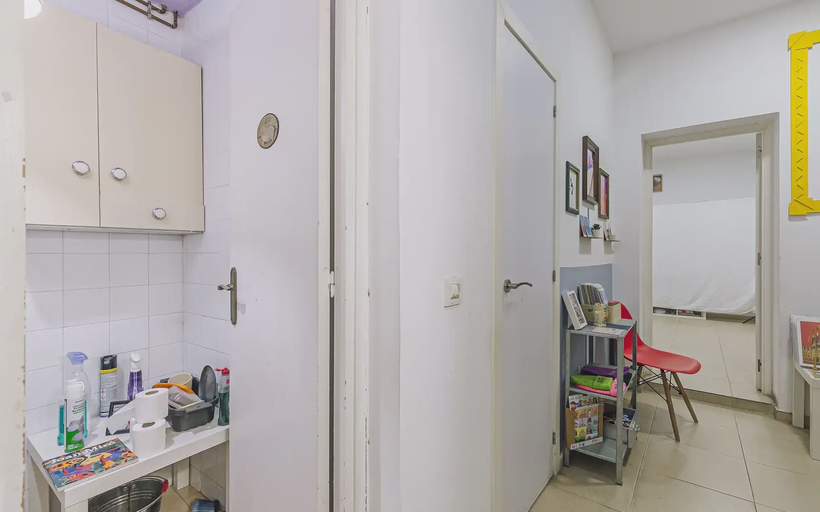 Erhverv til salg i Barcelona by - € 275.000 (Ref: 10182021)