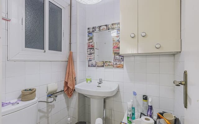 Erhverv til salg i Sant Pere, Santa Caterina i La Ribera, Barcelona by - € 275.000 (Ref: 10182021)