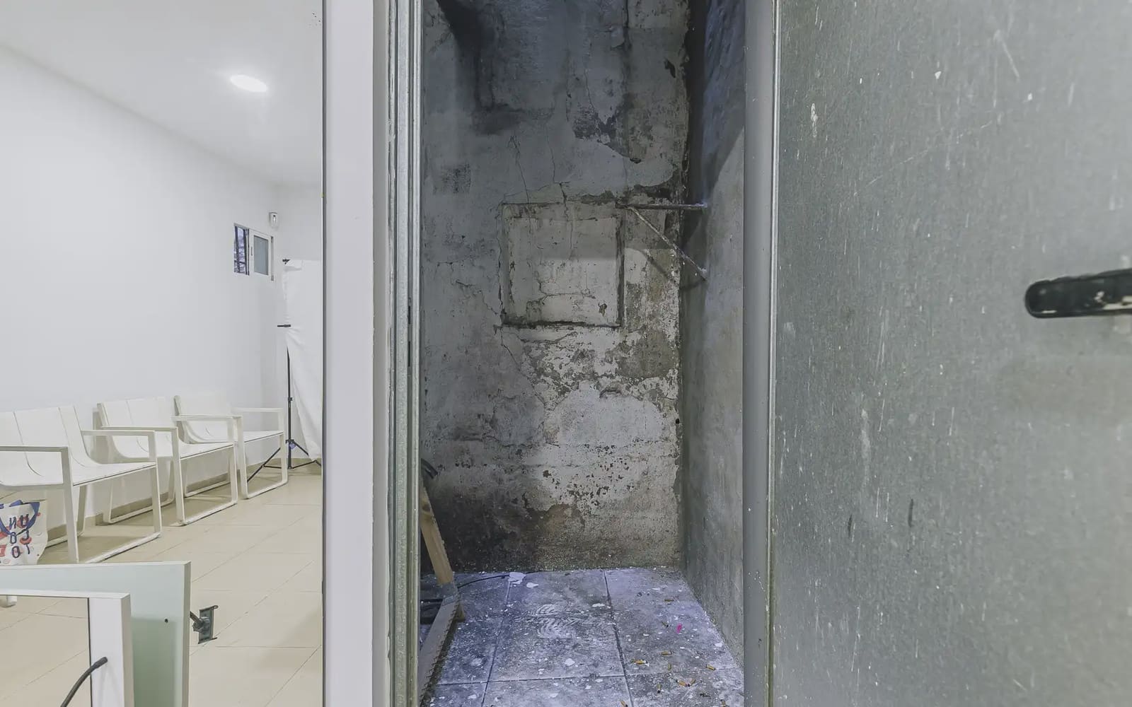 Erhverv til salg i Barcelona by - € 275.000 (Ref: 10182021)