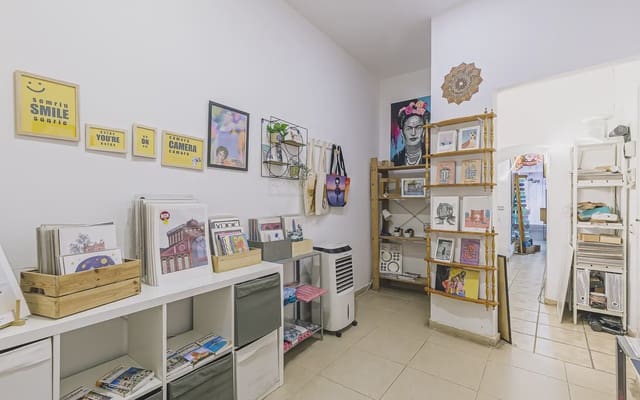 Erhverv til salg i Sant Pere, Santa Caterina i La Ribera, Barcelona by - € 275.000 (Ref: 10182021)