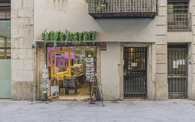 Erhverv til salg i Sant Pere, Santa Caterina i La Ribera, Barcelona by - € 275.000 (Ref: 10182021)