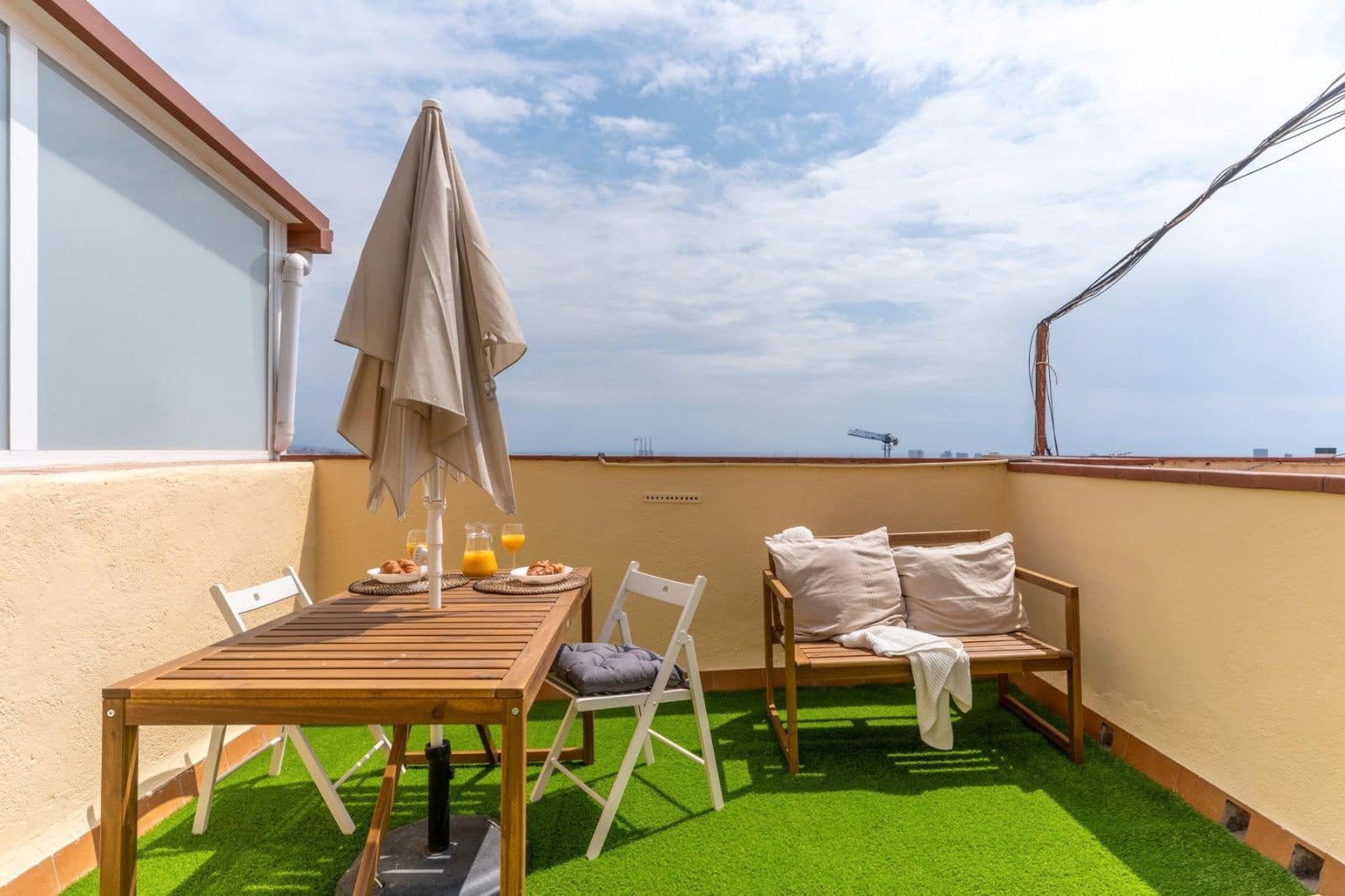 1 soveværelse Penthouse til salg i Barcelona by - € 280.000 (Ref: 8585144)