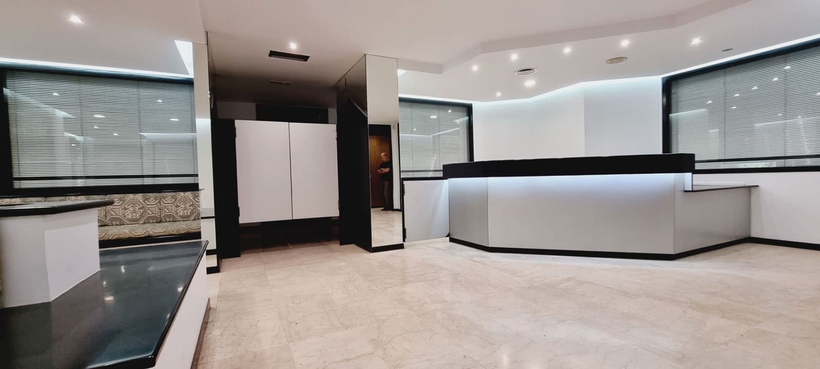 Kantoor te koop in Barcelona stad - € 285.000 (Ref: 8585157)