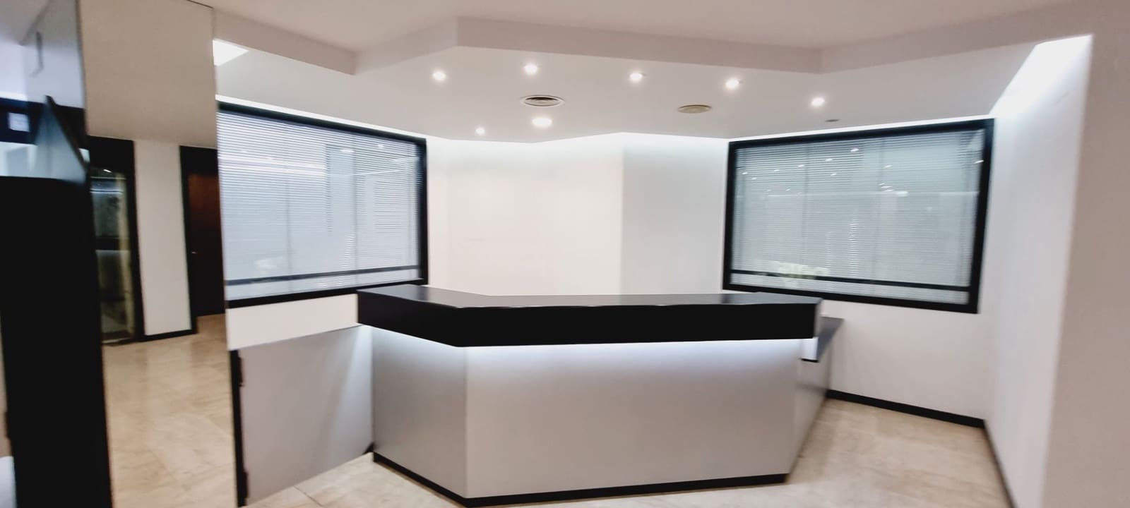 Kantoor te koop in Barcelona stad - € 285.000 (Ref: 8585157)