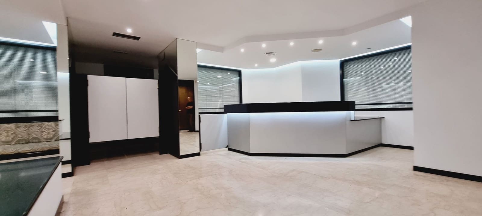 Kantoor te koop in Barcelona stad - € 285.000 (Ref: 8585157)