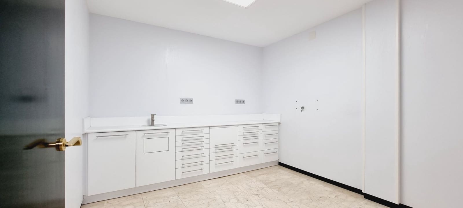 Kantoor te koop in Barcelona stad - € 285.000 (Ref: 8585157)