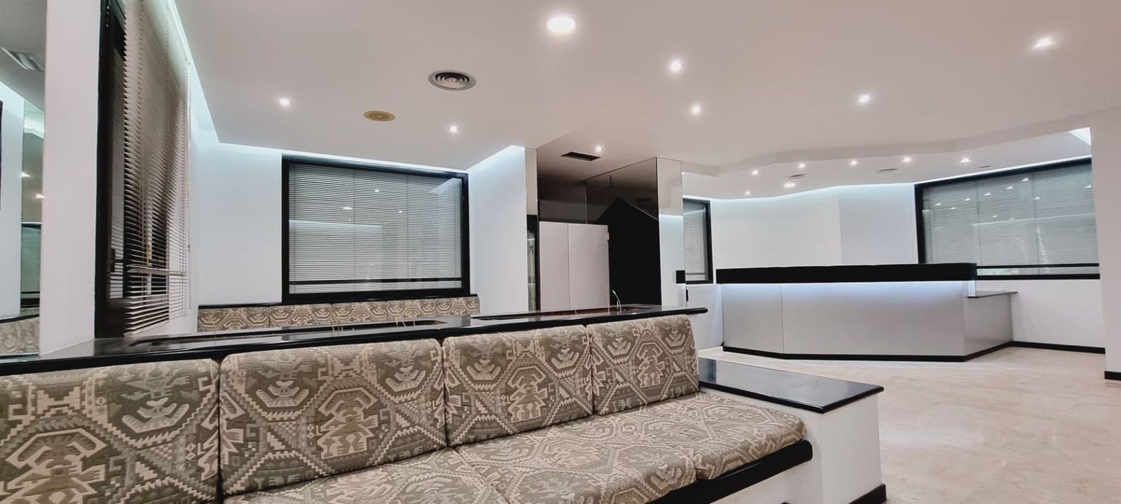 Kantoor te koop in Barcelona stad - € 285.000 (Ref: 8585157)