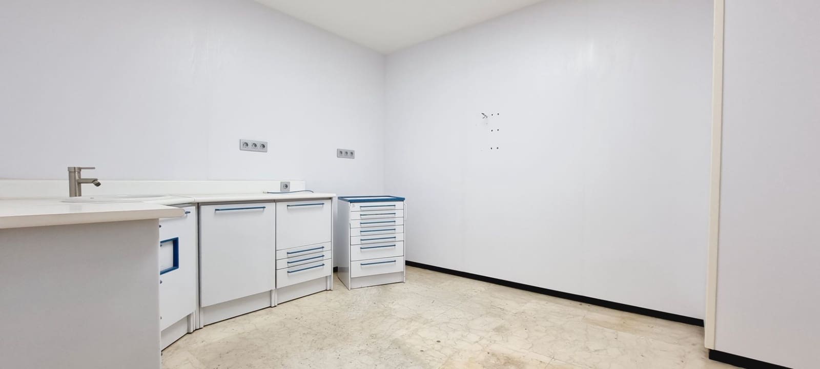 Kantoor te koop in Barcelona stad - € 285.000 (Ref: 8585157)