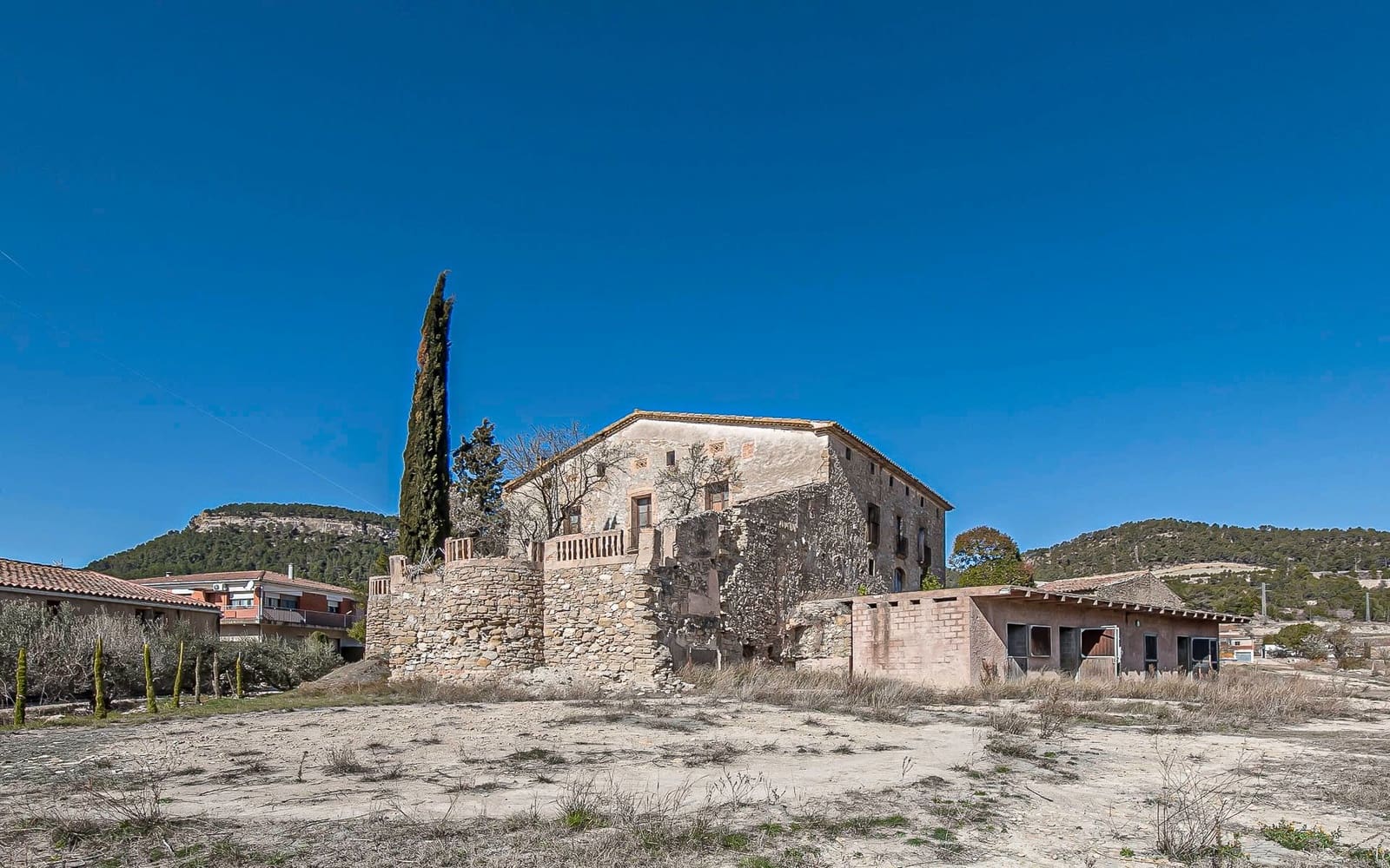 15 slaapkamer Finca/Landhuis te koop in Castelloli - € 475.000 (Ref: 8585185)