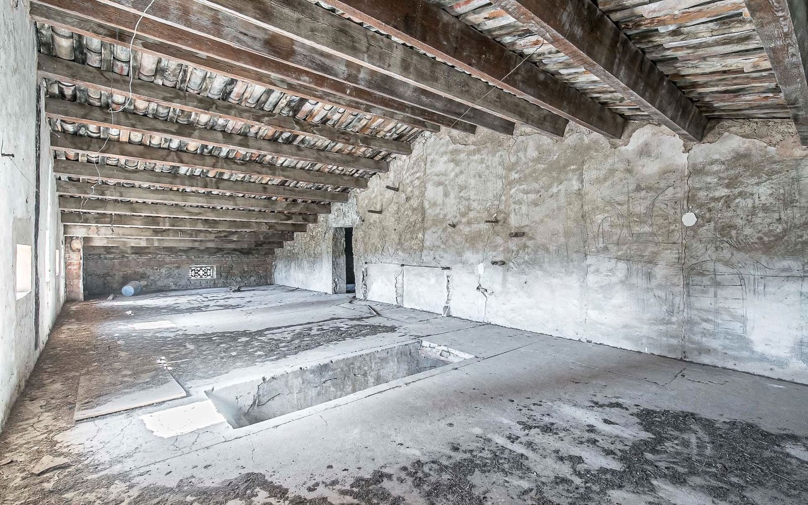 15 slaapkamer Finca/Landhuis te koop in Castelloli - € 475.000 (Ref: 8585185)