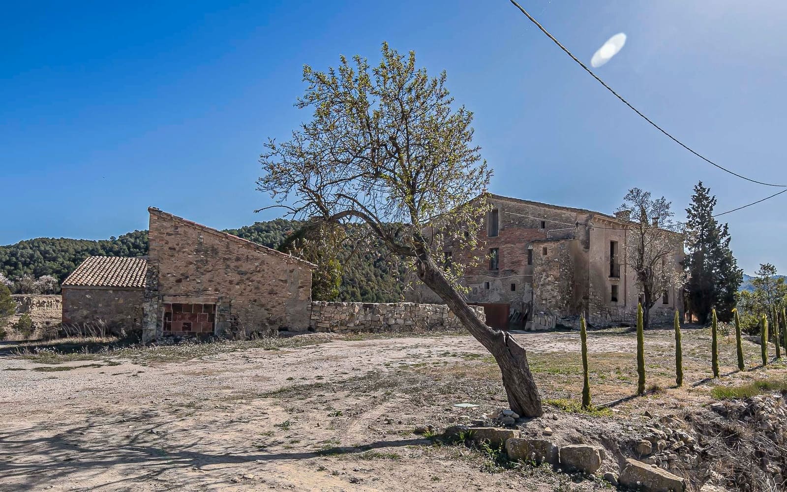 15 slaapkamer Finca/Landhuis te koop in Castelloli - € 475.000 (Ref: 8585185)