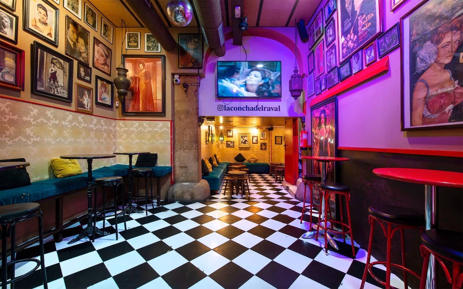 Commercieel te koop in Barcelona stad - € 390.000 (Ref: 8585188)