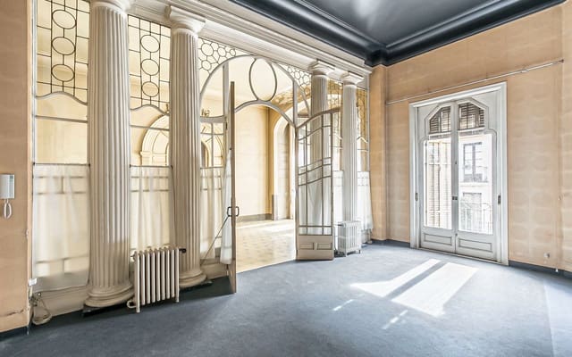 10 soverom Hus til salgs i Reus med garasje - € 2 100 000 (Ref: 8585202)