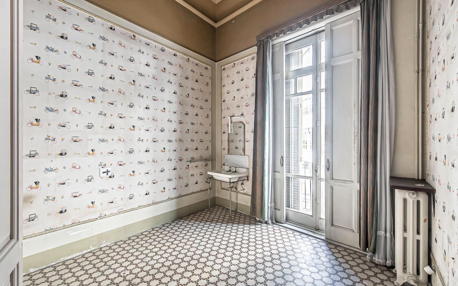 10 soveværelse Byhus til salg i Reus med garage - € 2.100.000 (Ref: 8585202)