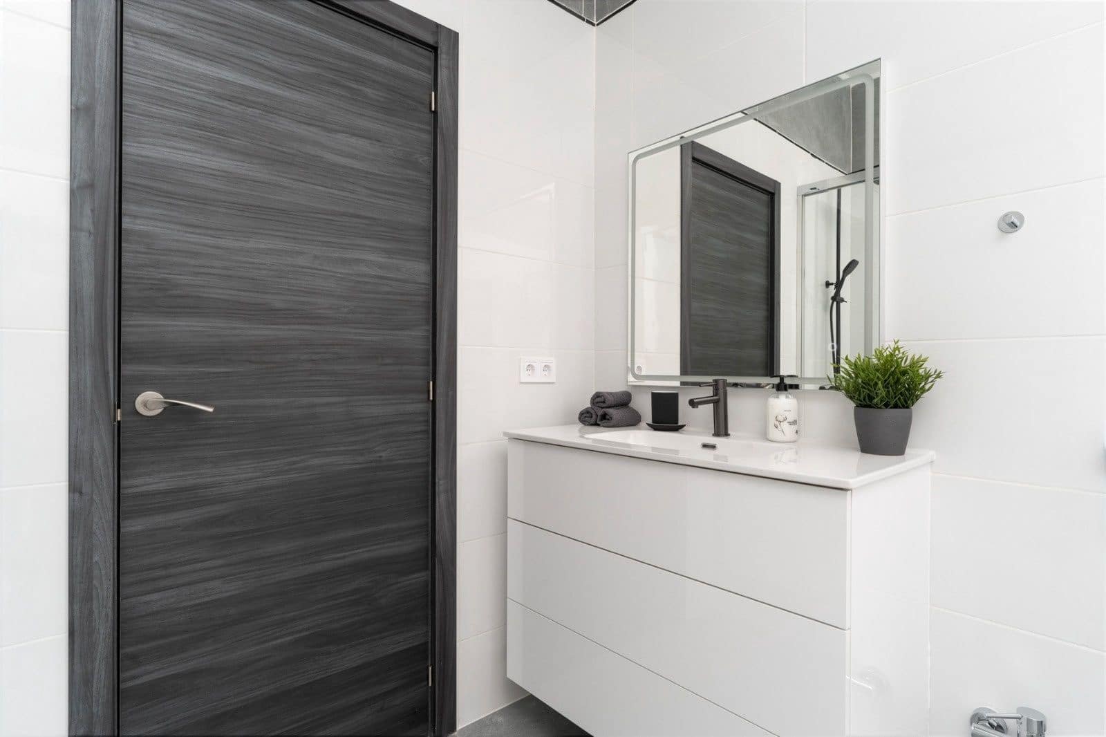 5 Zimmer Wohnung zu verkaufen in Barcelona Stadt - 1.150.000 € (Ref: 8585205)