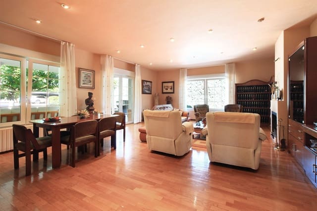 4 slaapkamer Villa te koop in San Pedro - Mortero, Albacete stad met zwembad garage - € 650.000 (Ref: 8585220)